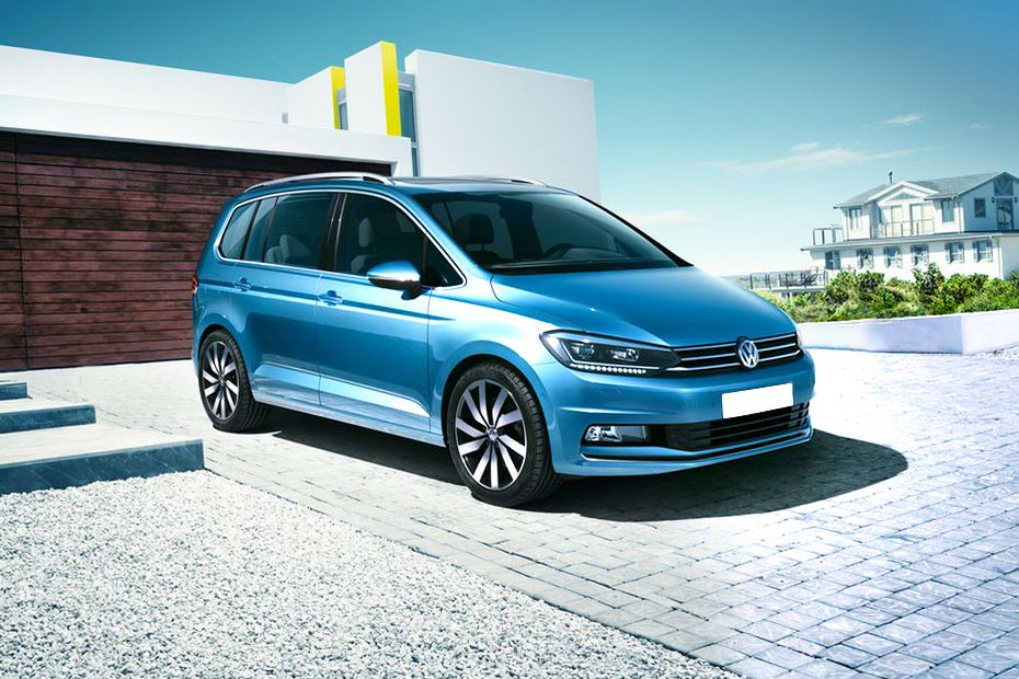 New Volkswagen Touran 2024 Price, Specs, & January Promotions Singapore