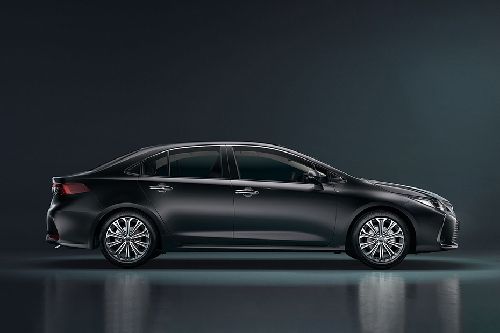 Toyota Corolla Altis Drivers Sideview Toyota Corolla Altis Drivers Sideview