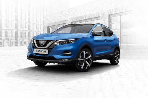 Nissan Qashqai Front Side View