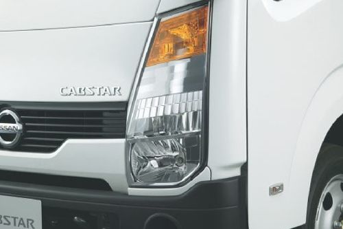 Cabstar Headlight Cabstar Headlight