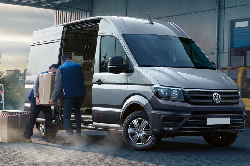 Volkswagen Crafter Front Medium View Volkswagen Crafter Front Medium View