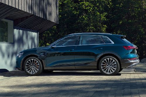 Rear Cross View of Audi e-tron Rear Cross View of Audi e-tron