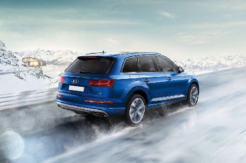 Q7 Rear angle view Q7 Rear angle view