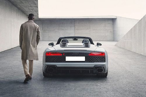 Full Rear View of Audi R8 Spyder