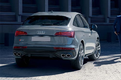 SQ5 Sportback Rear angle view