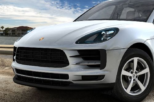 Macan Grille View