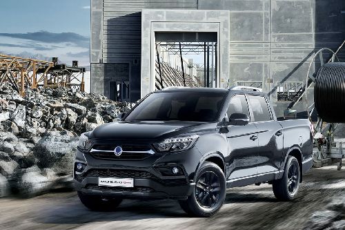 Ssangyong Musso Grand Front Side View Ssangyong Musso Grand Front Side View