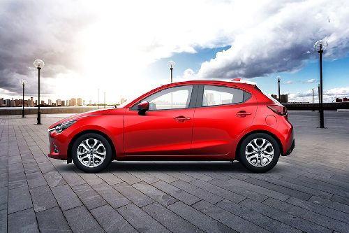 2 Hatchback Side view