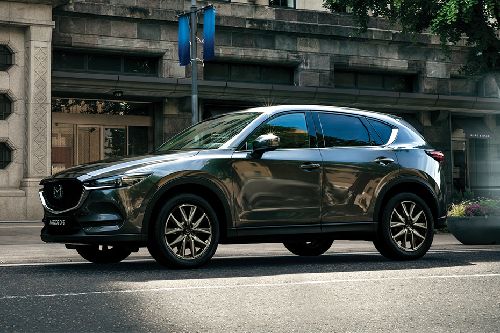Mazda CX-5 Front Side View Mazda CX-5 Front Side View