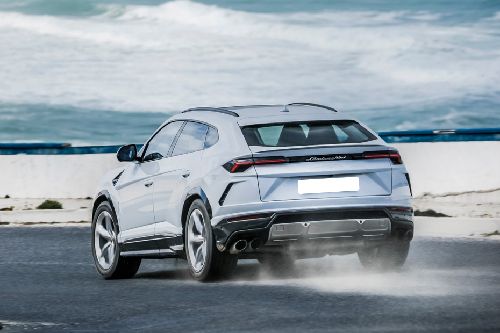 Urus Rear angle view Urus Rear angle view