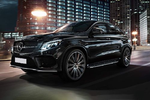 Mercedes-Benz GLE Coupe Front Side View Mercedes-Benz GLE Coupe Front Side View