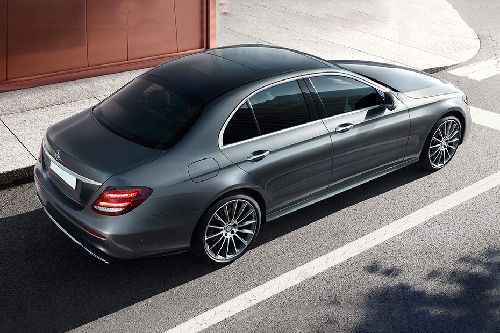 E-Class Saloon Rear angle view E-Class Saloon Rear angle view