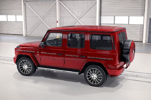 Rear Cross View of Mercedes-Benz G Class Rear Cross View of Mercedes-Benz G Class