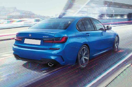3 Series Rear angle view 3 Series Rear angle view