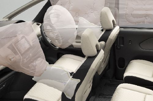 Nissan Serena e-Power AirBags View Nissan Serena e-Power AirBags View