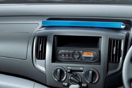 Front AC Controls of Nissan NV200 Front AC Controls of Nissan NV200