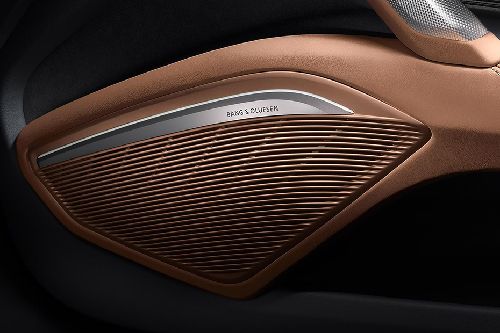 Speakers View of Audi TT Coupe Speakers View of Audi TT Coupe