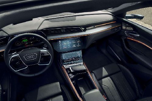 Dashboard View of e-tron Dashboard View of e-tron