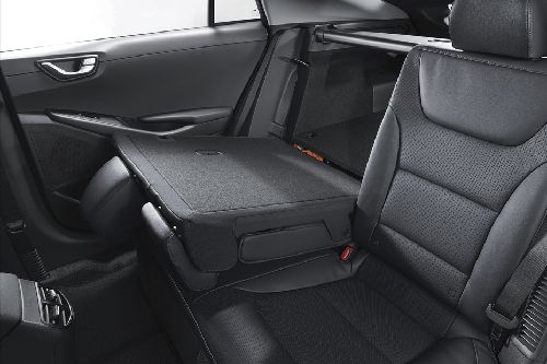 Folding Seats of Hyundai Ioniq Hybrid Folding Seats of Hyundai Ioniq Hybrid