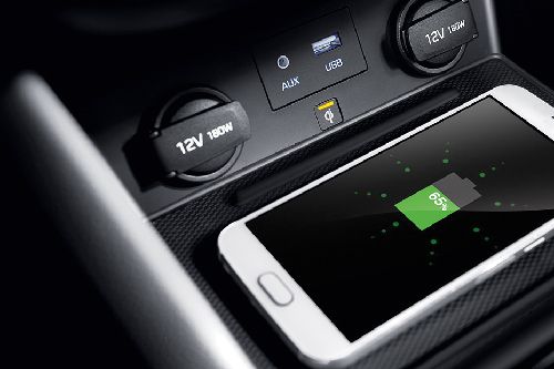 Power Accessories Outlet View of Hyundai Ioniq Hybrid Power Accessories Outlet View of Hyundai Ioniq Hybrid