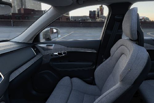 Volvo XC90 Passengers View