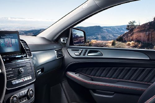 Mercedes-Benz GLE Coupe Passengers View Mercedes-Benz GLE Coupe Passengers View