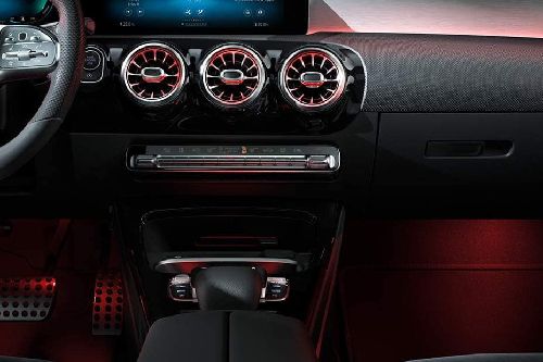 Front AC Controls of Mercedes-Benz A-Class Sedan Front AC Controls of Mercedes-Benz A-Class Sedan
