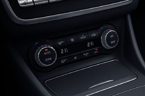 Front AC Controls of Mercedes-Benz GLA-Class Front AC Controls of Mercedes-Benz GLA-Class